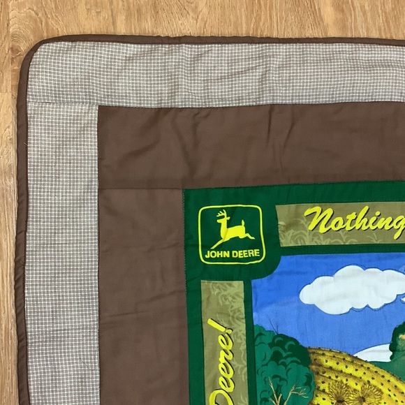 John Deere hand crafted quilt, wall hanging - Picture 4 of 8